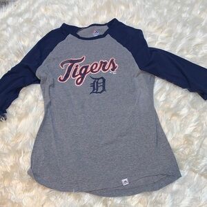 Majestic Tigers Raglan Tee - Gray and Navy